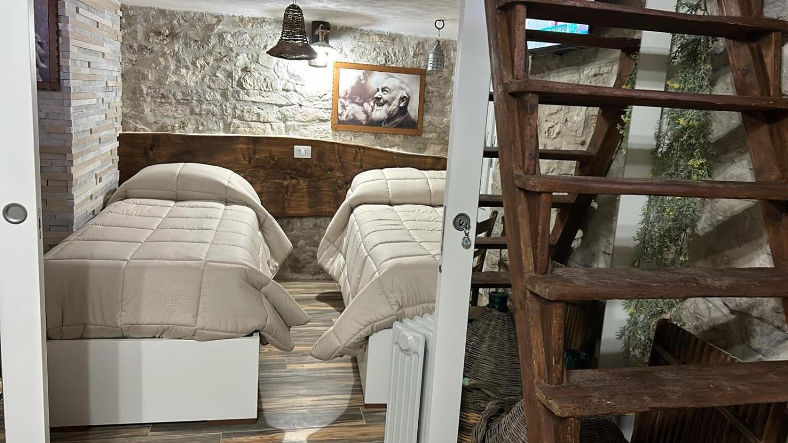 Dimora Forgione B&B - Pietrelcina Exterior foto